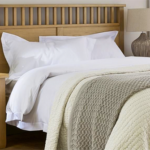 寝室のインテリアに合わせたナチュラル系も、安眠につながります。